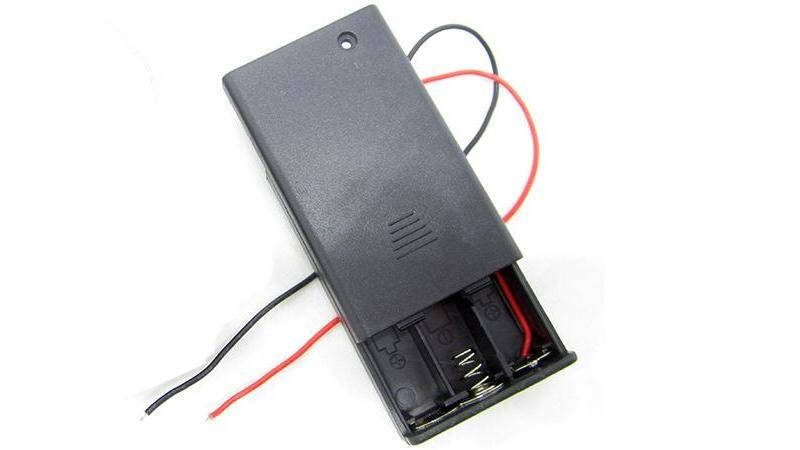 

Холдер бокс для аккумуляторов батареек 3*AAA 3*10440 с крышкой (15453)