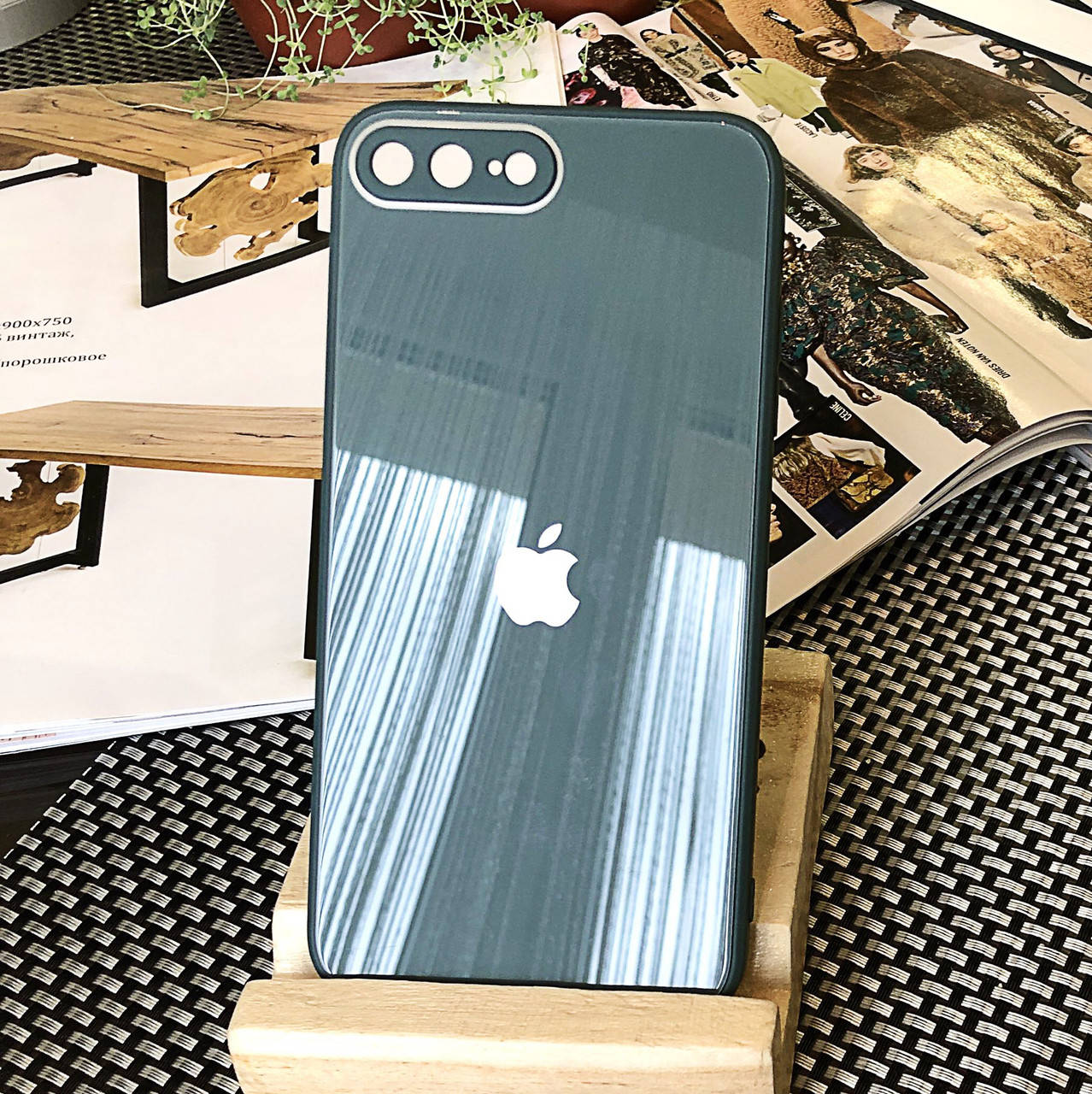 

Чехол Color-Glass для Iphone 7 Plus / 8 Plus бампер с защитой камер Pine Green