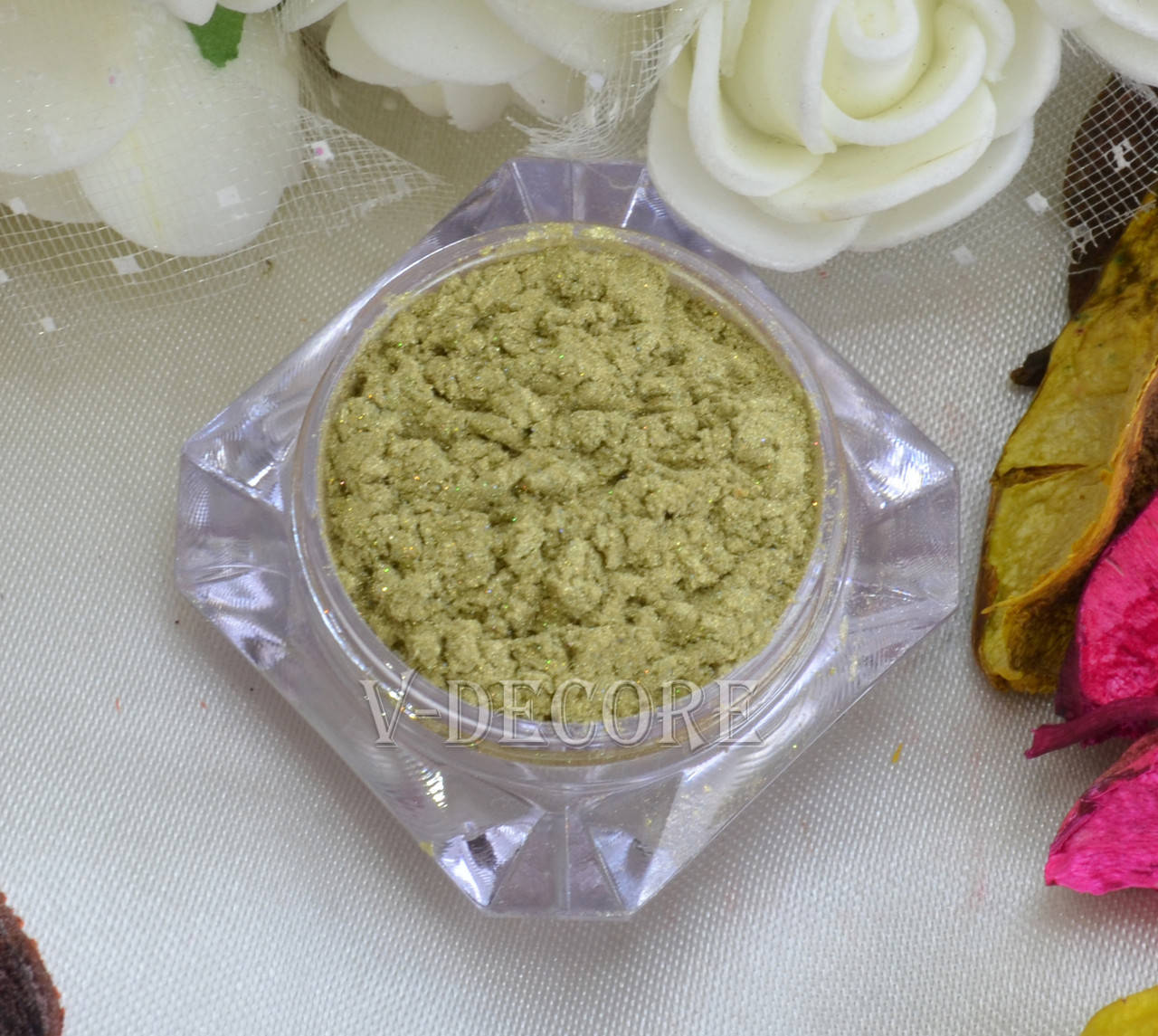 

Перламутр Крапива (№43), 100 грамм