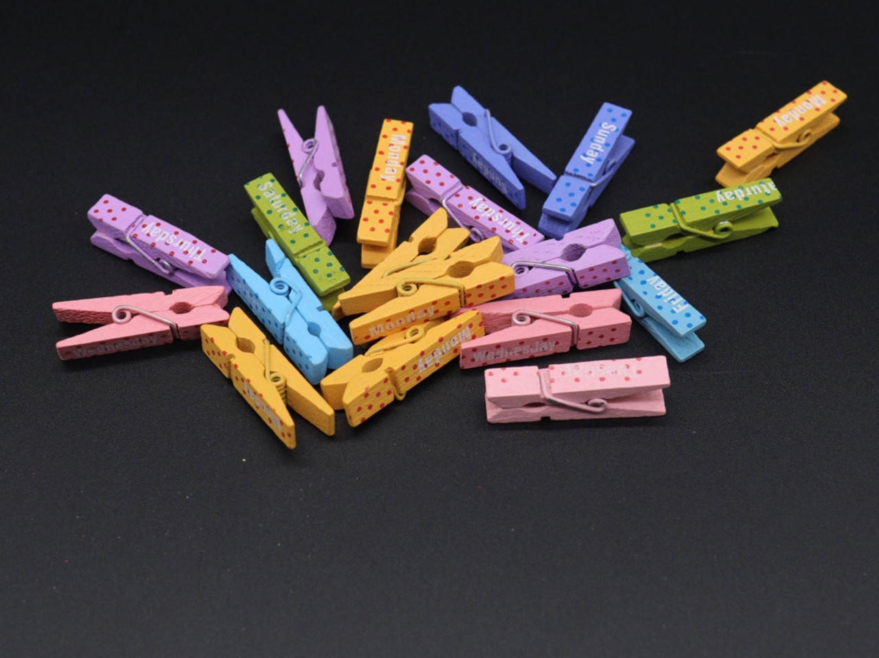 

Деревянные заготовки для творчества. Прищепка. Цвет микс. 35х8мм