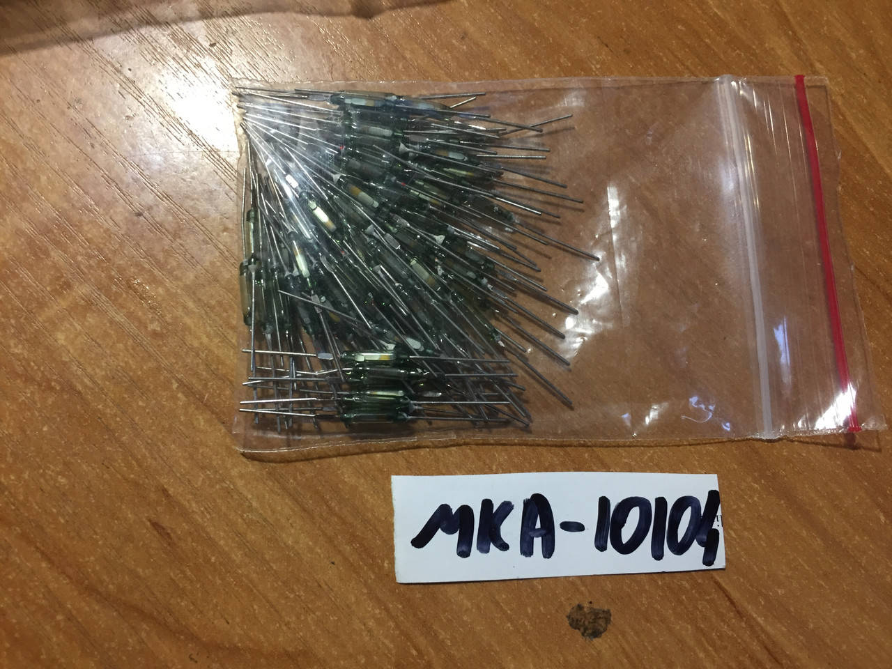 

Геркон мка-10104. Новые. В лоте 1 штука!