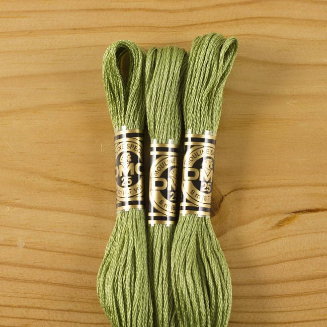 

Нитки мулине DMC 3364 (Франция)