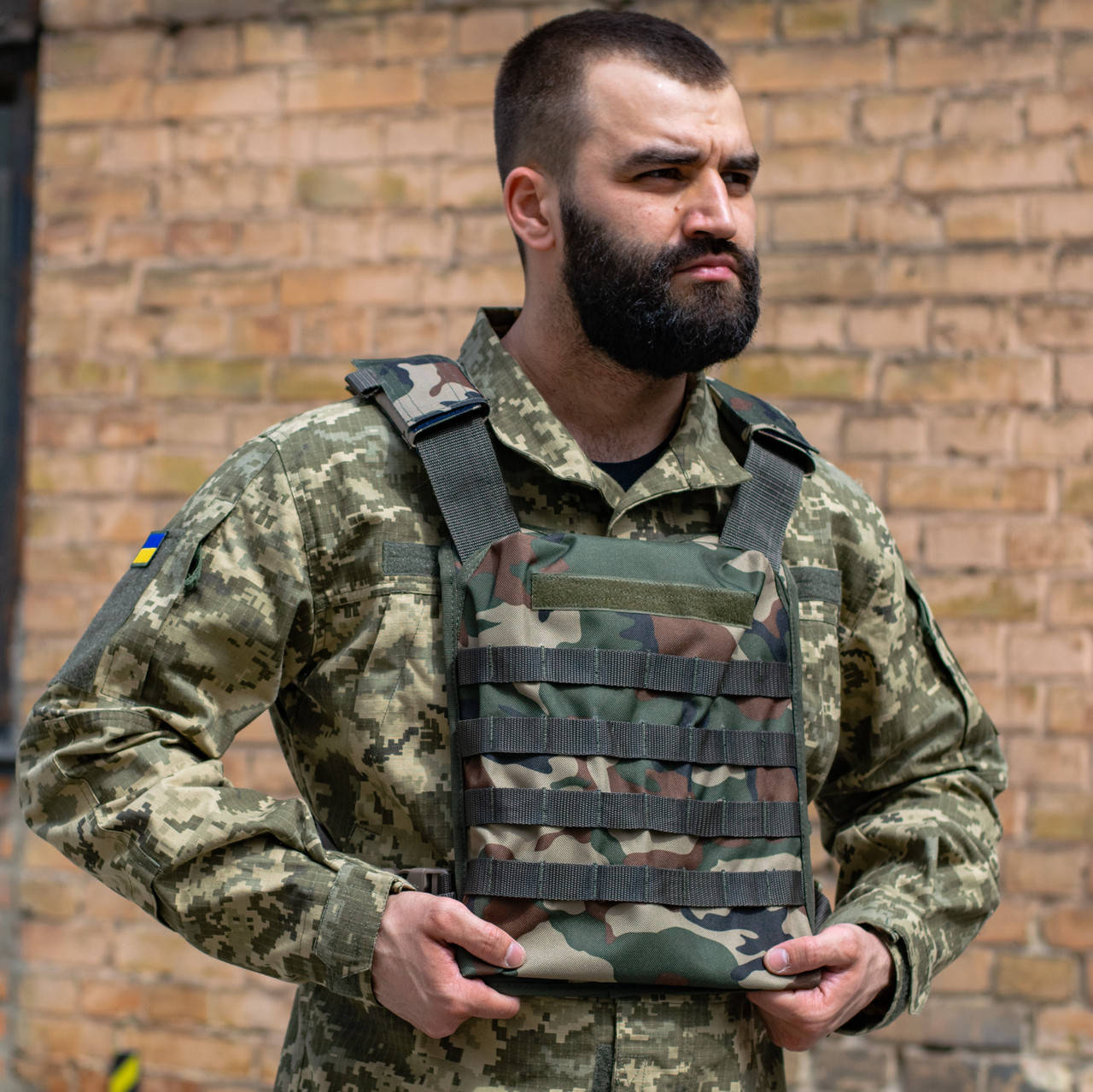 

Плитоноска для военных со стропами MOLLE UkrCossacks 1.0 камуфляж мультикам