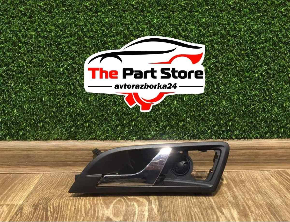 

Ручка двери передней левой внутренняя Skoda Superb Шкода Суперб 2009 - 2013, 3T0837247