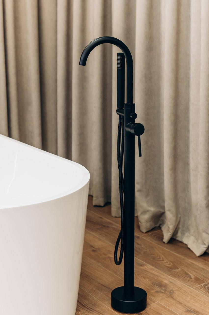 

Кран для ванны смеситель напольный отдельно стоящий Brone Fantasia MATT BLACK, Хром