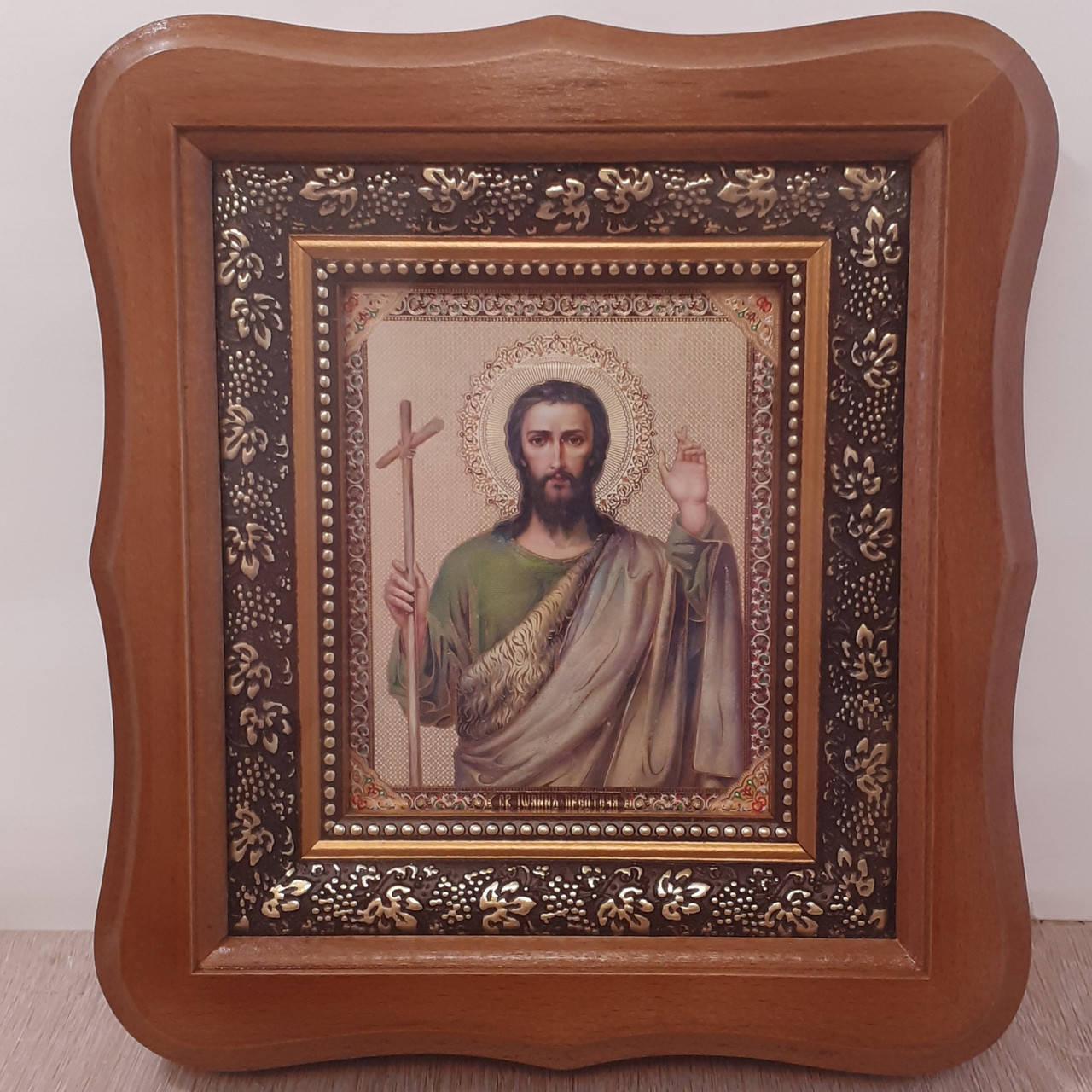 

Икона Святого Иоанна Крестителя, лик 10х12 см, в светлом деревянном киоте