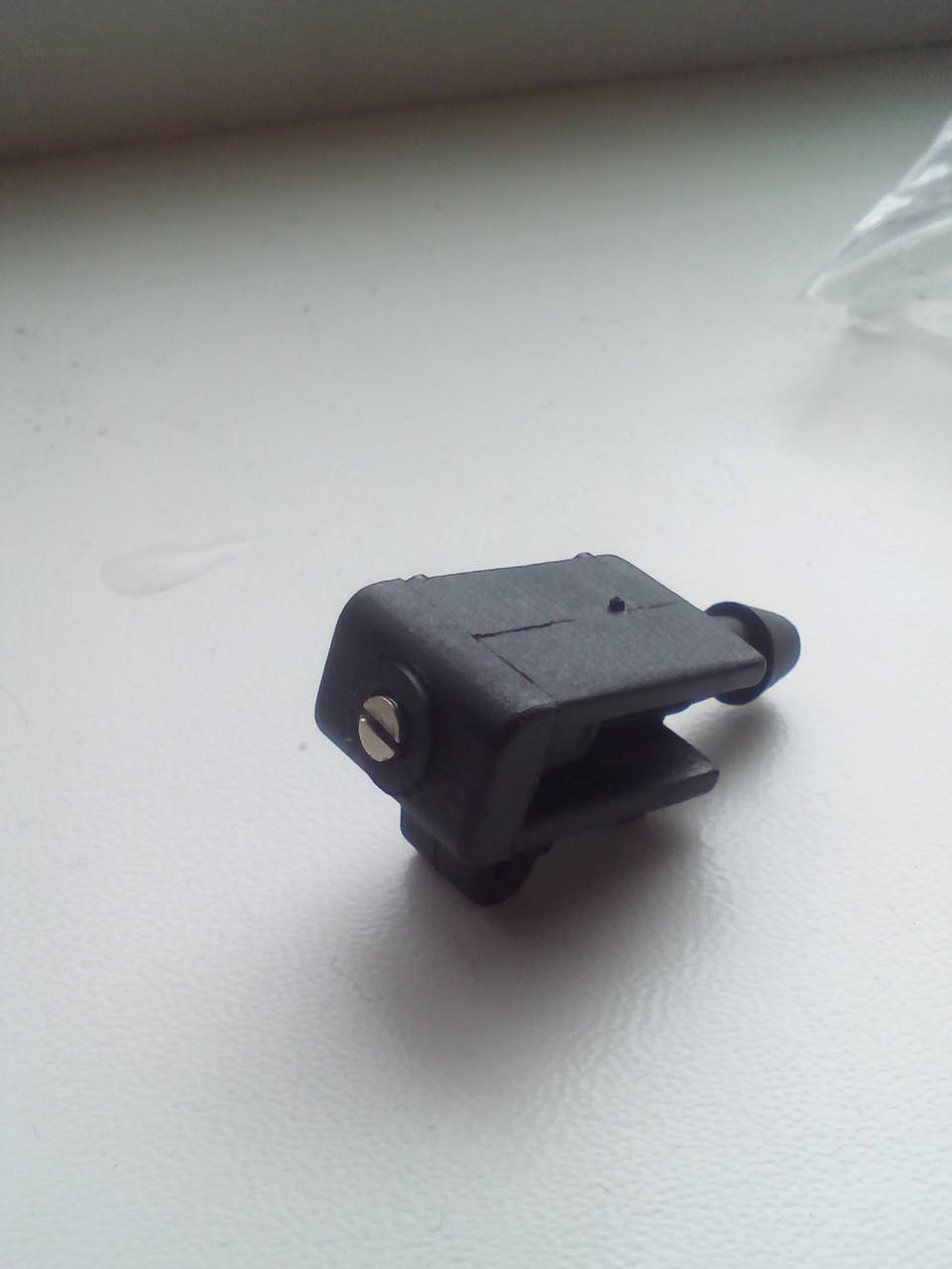 

Віялові форсунки омивача Renault Laguna