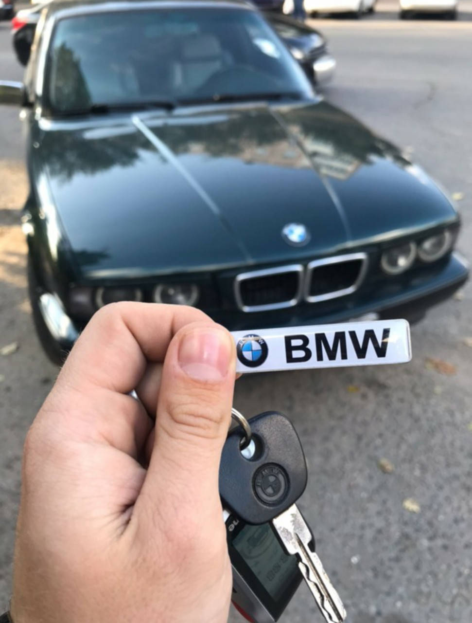 

Брелок БМВ, логотип BMW, брелок с фамилией (Двухсторонний), Серебристый