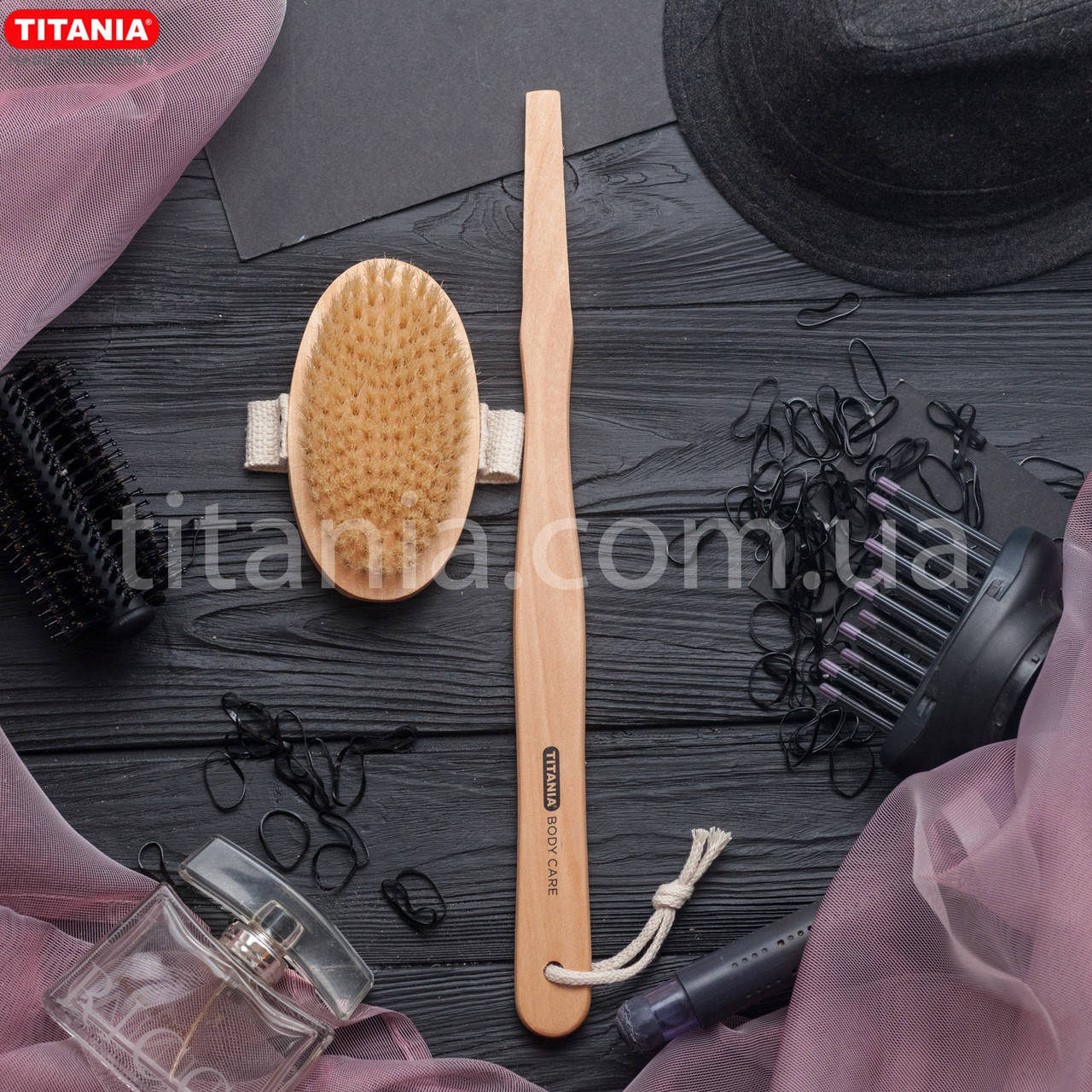 

Щетка для сухого массажа тела из дерева и натуральной щетиной из сизаля (Кактус) TITANIA art.2830, Коричневый