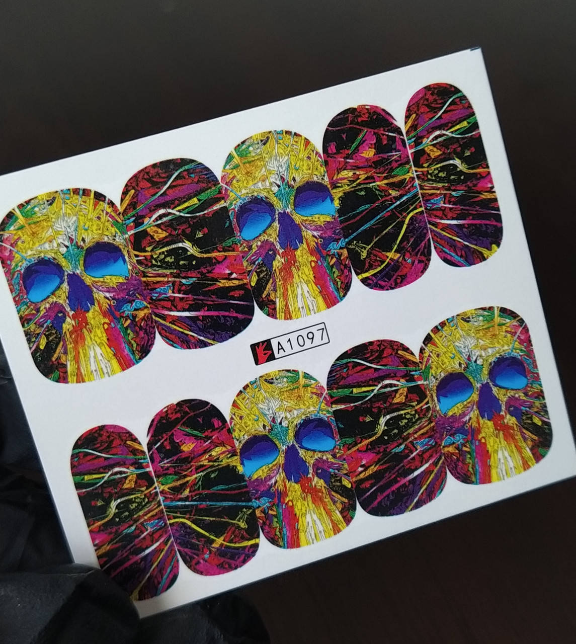 

Слайдер Череп