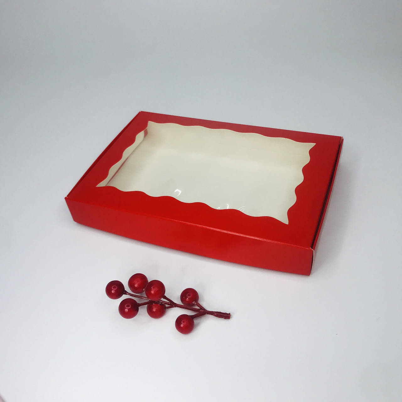 

Коробка для пряника, 220*150*30 мм, с окном, красная, Красный