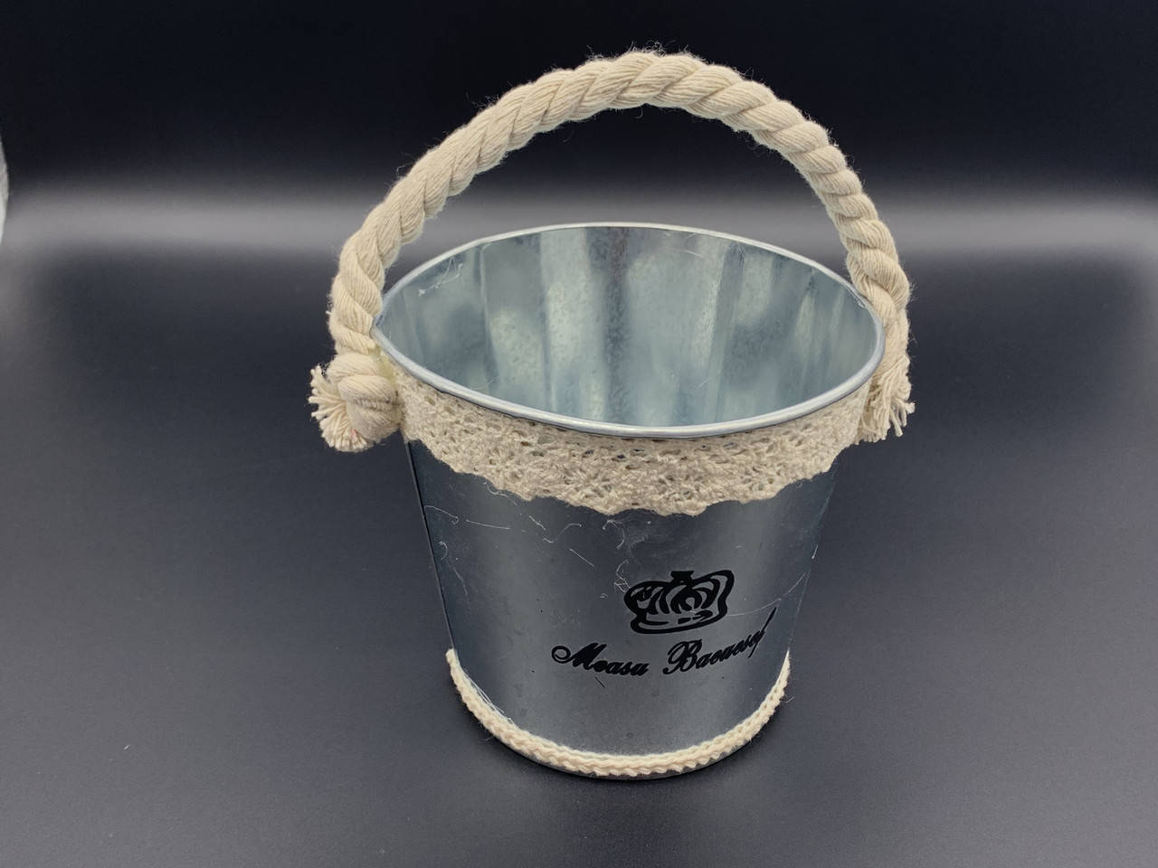 

Декоративное ведро с узором и шнурком. 12х12см, Серебро