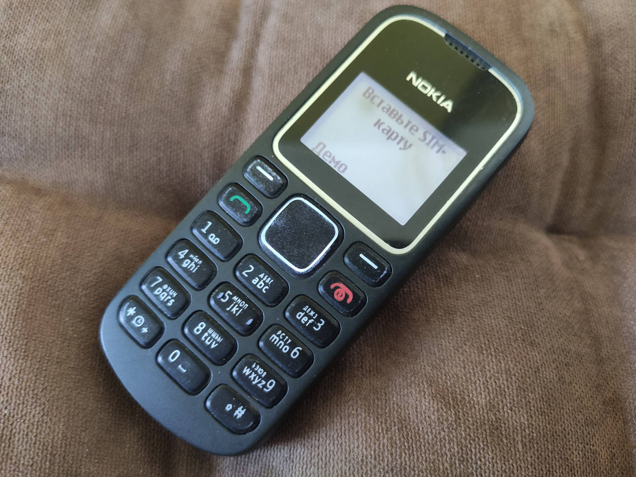 

Мобильный телефон Nokia 1280 б.у оригинал