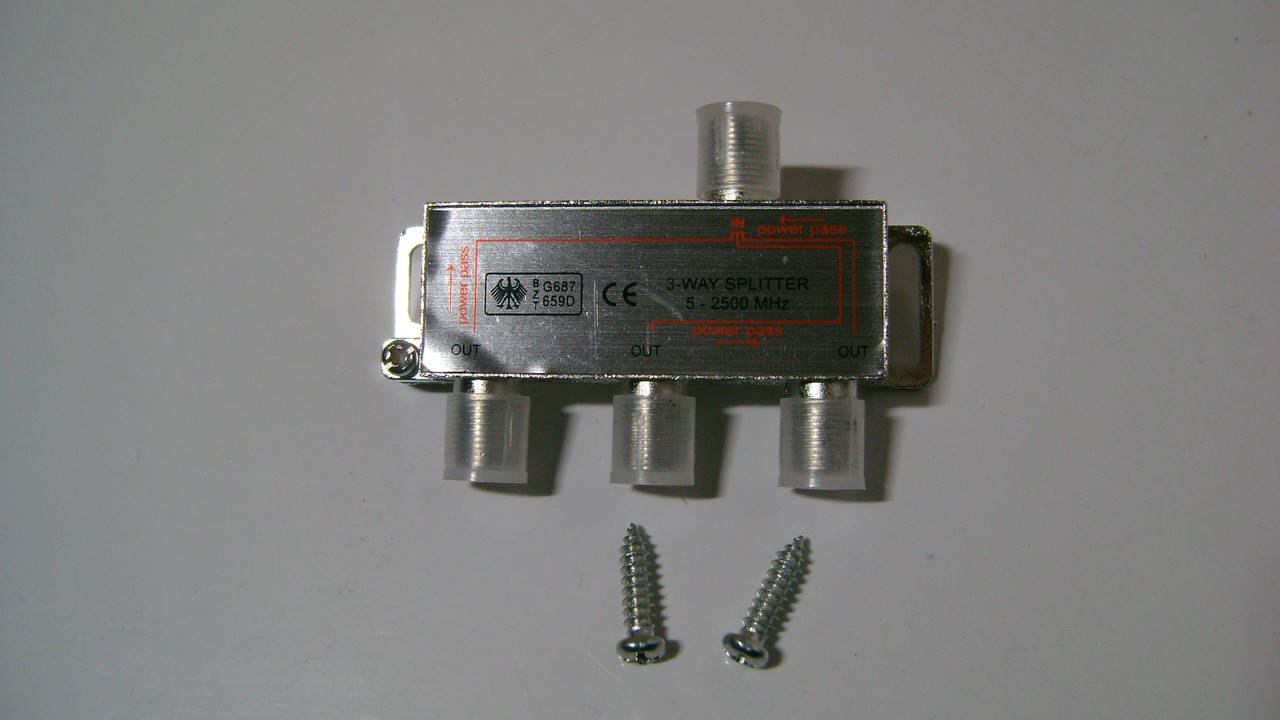 

Splitter 3-WAY 5-2500MHZ, с проходом питания, корпус металл