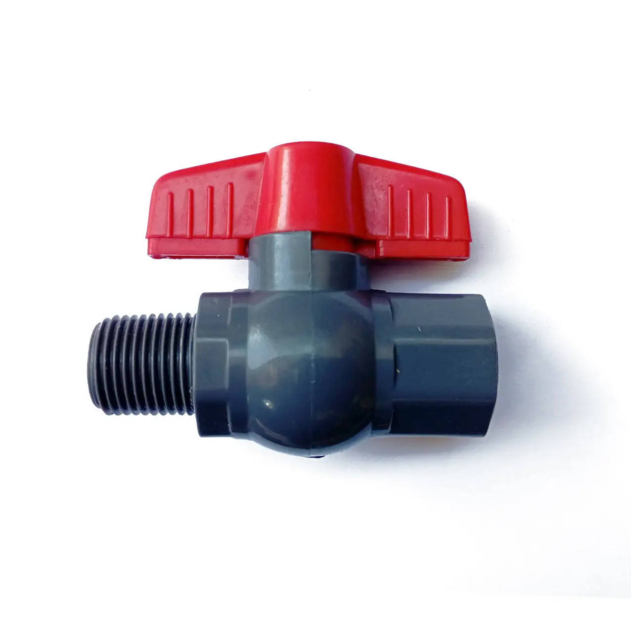 

Кран шаровый с резьбой 3/4" ВР х 3/4" НР, до 6 бар, из ПВХ, полнопроходной