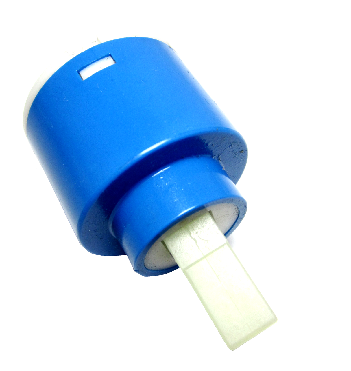 

Керамический картридж для смесителя душевых кабин и гидробоксов 3 режима диам 40мм L 22мм Rolli 40/3/22 3063