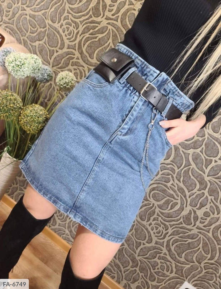 

Джинсовая юбка с поясом в виде кошелька