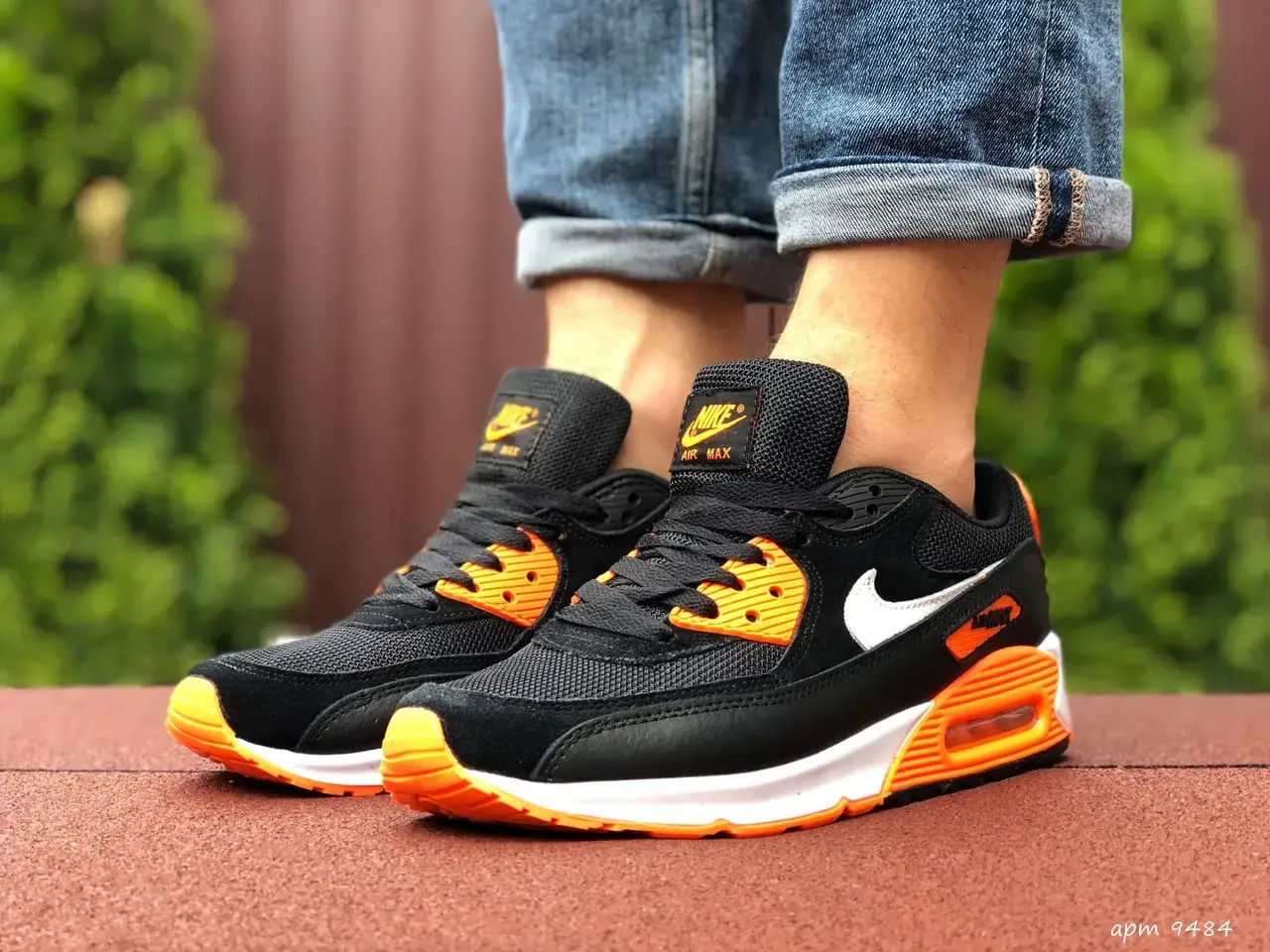 

Мужские кроссовки Nike Air Max 90 черно белые \ оранжевые 45, Черный