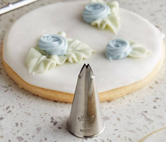 

Насадка кондитерская № 67 листик, Ateco