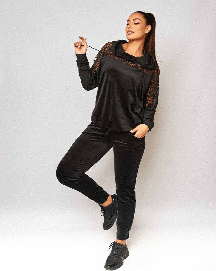 

Женский велюровый спортивный костюм больших размеров 48-56 Ажур черный