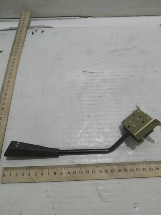 

Переключатель поворотов Волга ГАЗ 2410 9602.3709