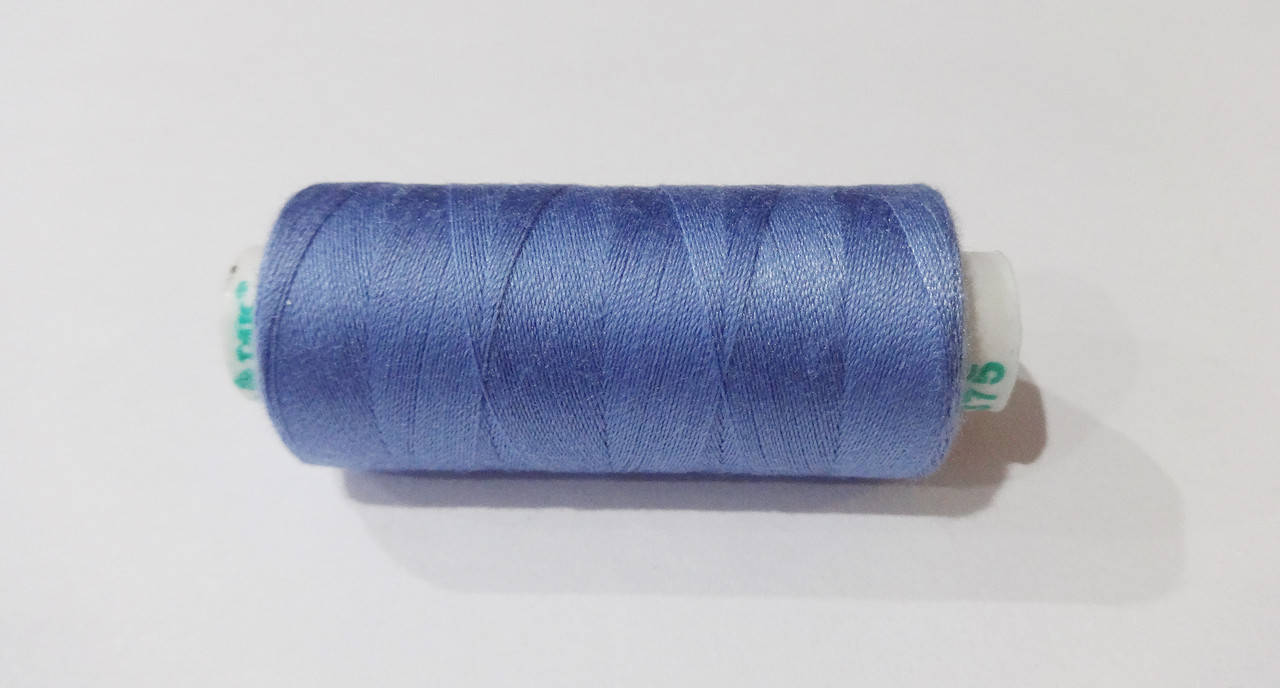 

Нитки Дор Так 100% п/э 400Y (375)