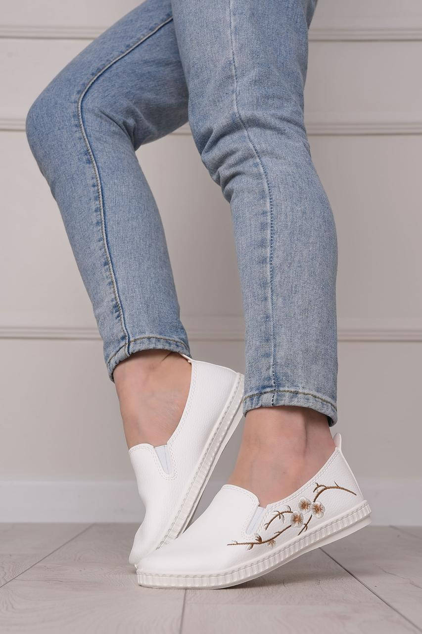 

Мокасины женские белые ААА 143760M