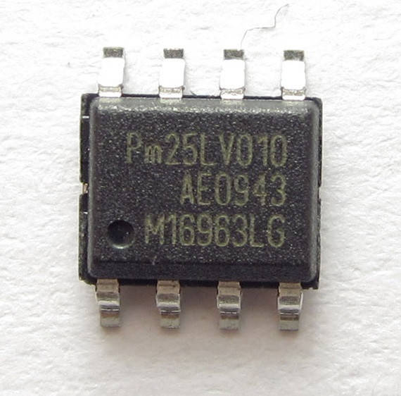 

Микросхема PM25LV010 SOP8 для Ноутбука