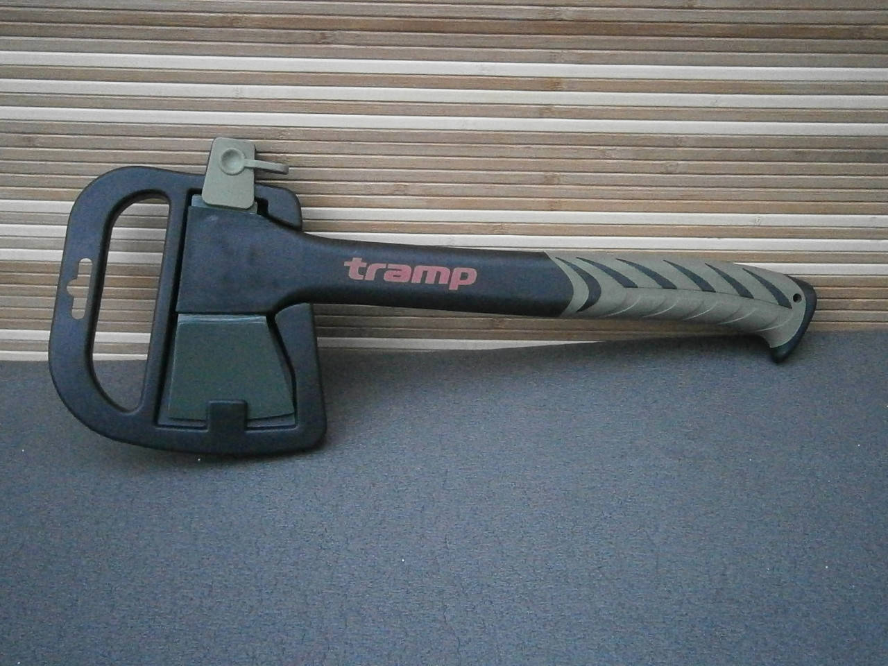 

Топор туристический Tramp TRA-179, 35 см.