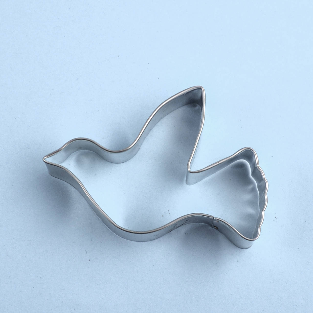 

Каттер Голубка 7.0х10.0 см