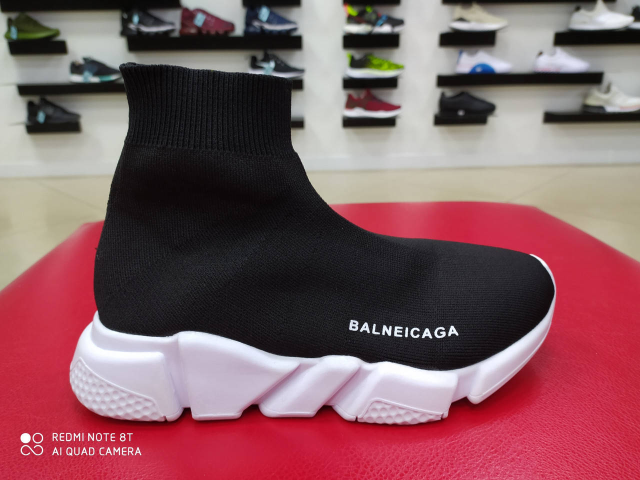 

Кроссовки женские Balenciaga кроссовки баленсиага, Черно-белый
