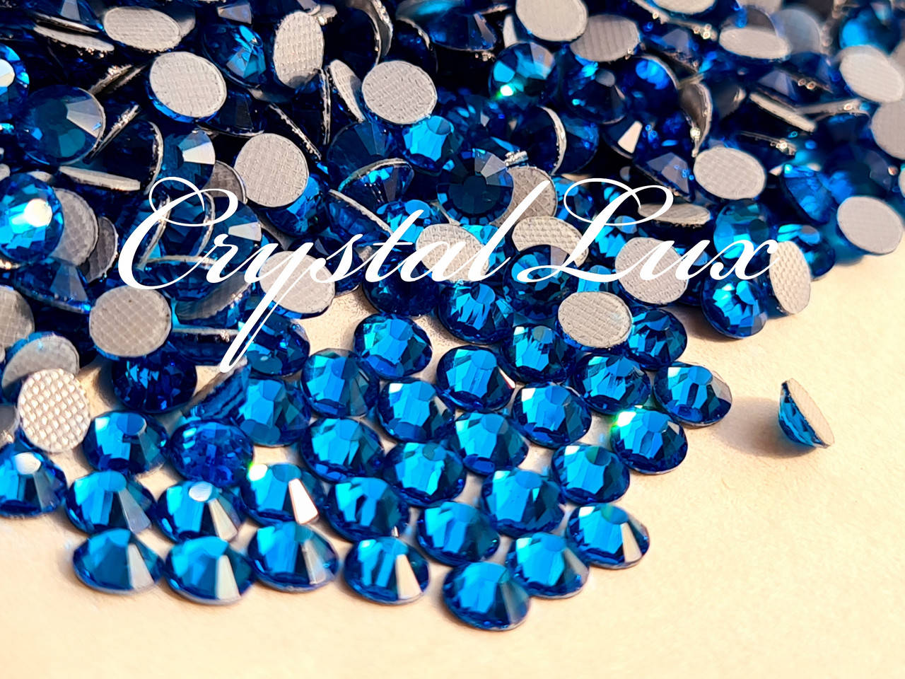 

Термо стразы Lux ss16 Capri Blue (4.0mm) 100шт