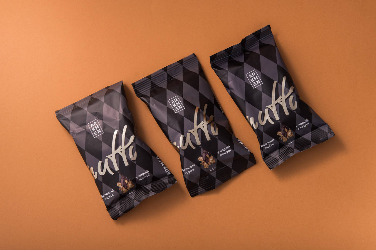 

Грецкие орехи Nutti в темной шоколадной глазури 60 г