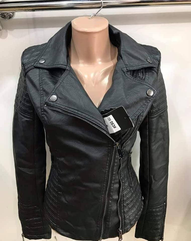 

Женская весенняя куртка косуха размер 40 42 44 46 48 S M L XL XXL, Черный