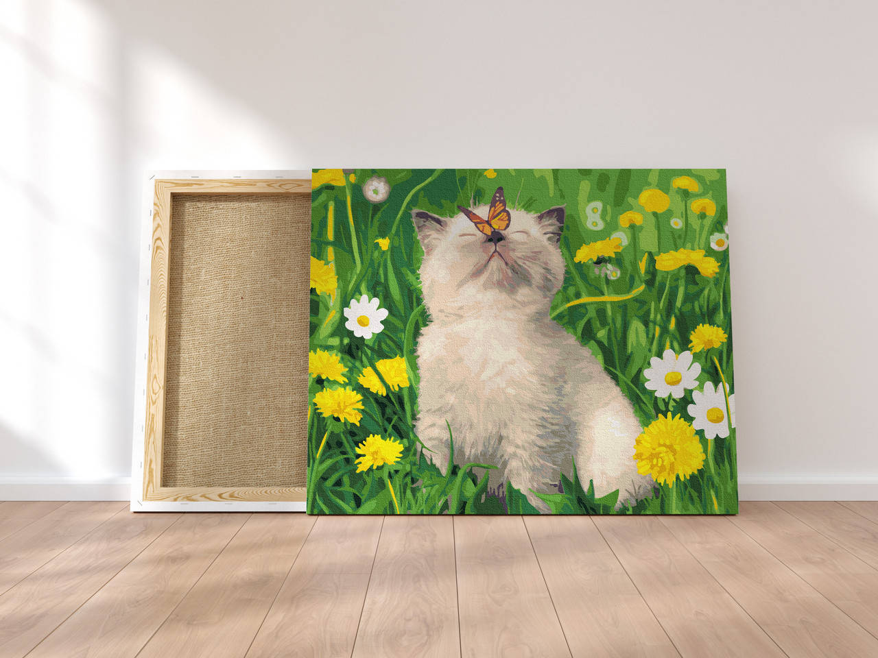 

Картины по номерам 40*50 "Котик с бабочкой на носу" №36566
