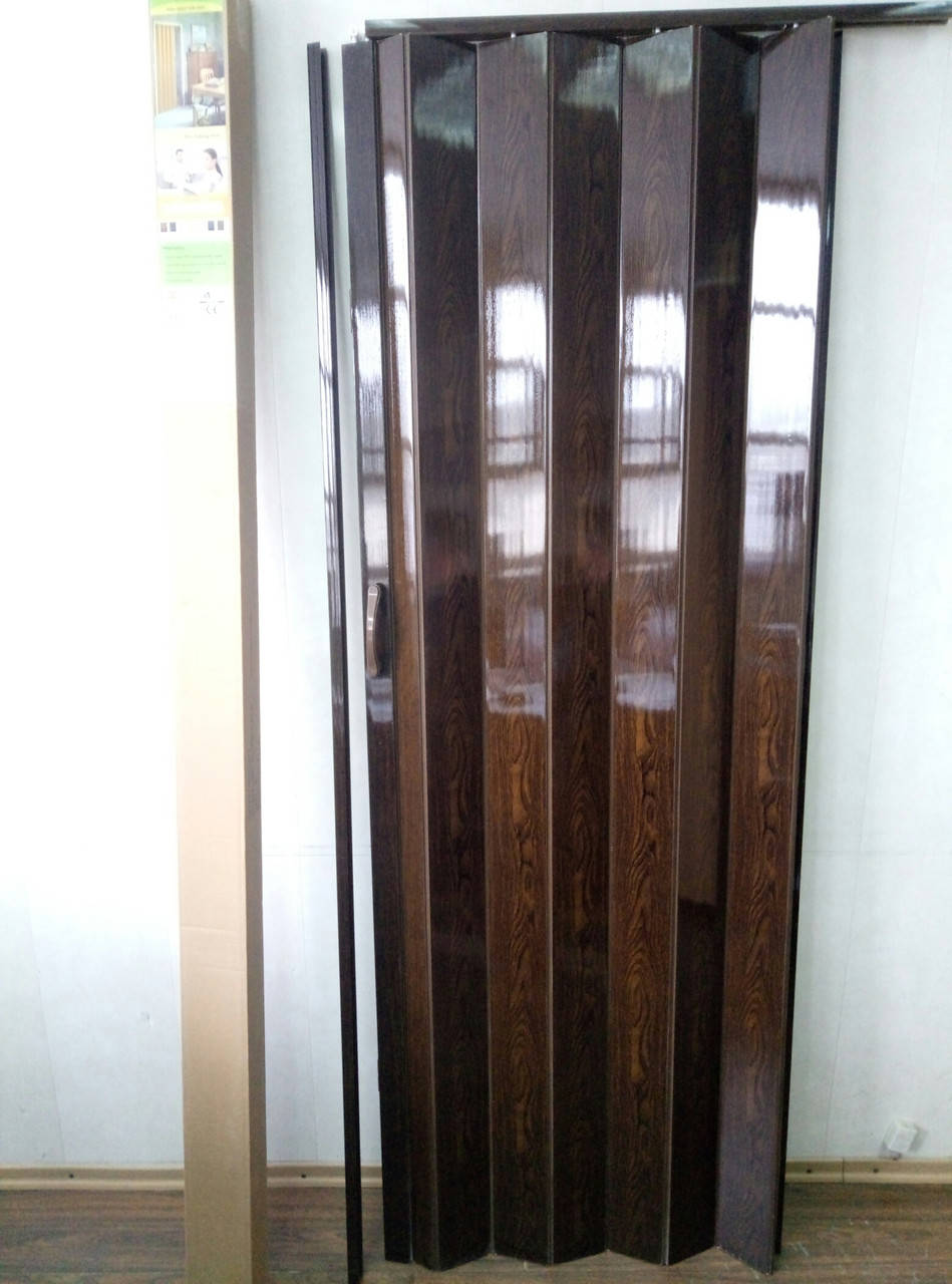 

Дверь раздвижная глухая орех 810*2030*6 мм, дост