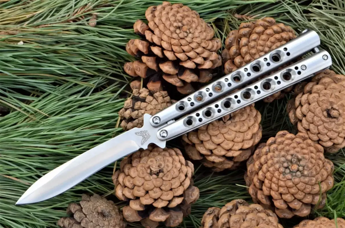 

Нож бабочка Benchmade BM41 Белый china