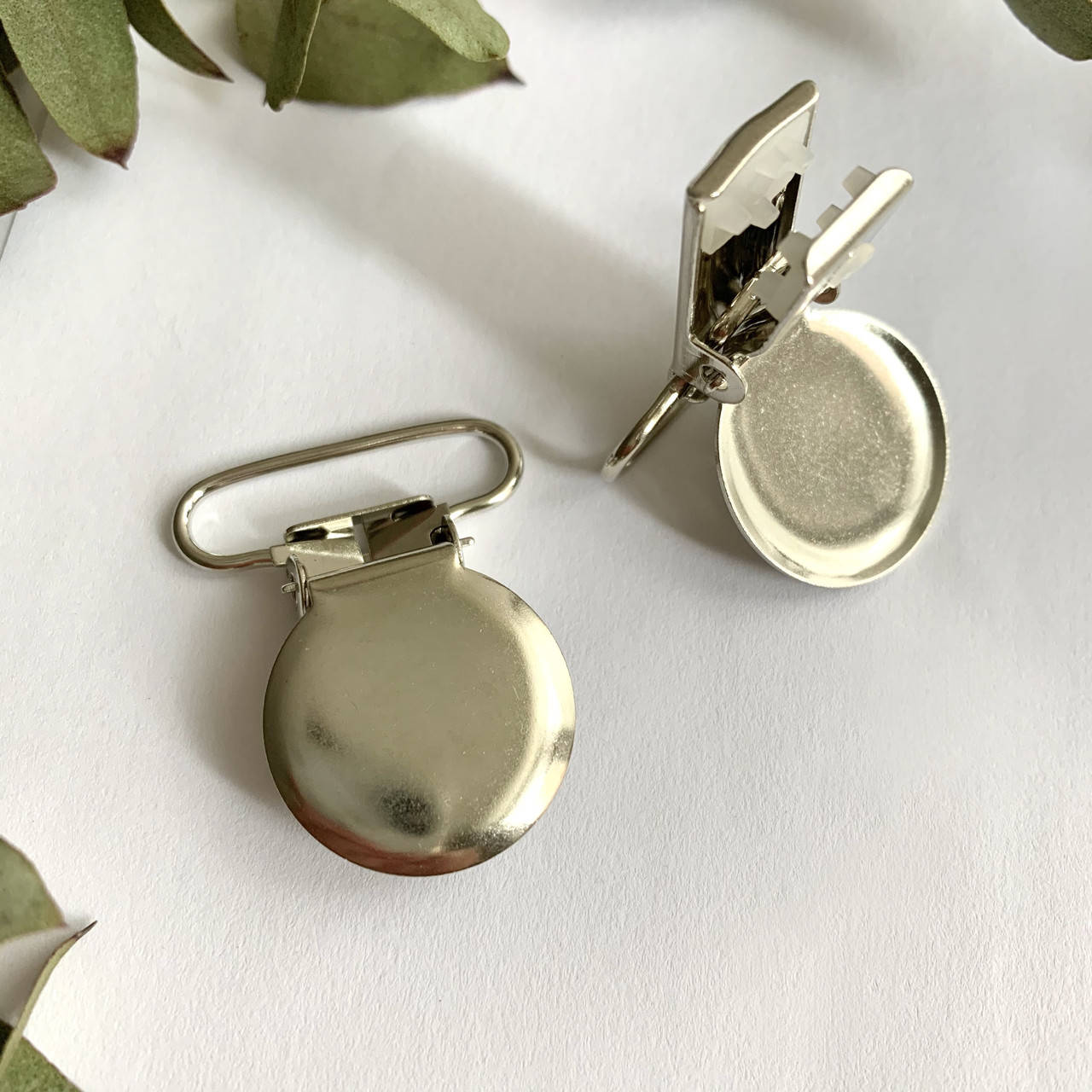 

Клипса-зажим металлическая Круглая 22 мм, серебро