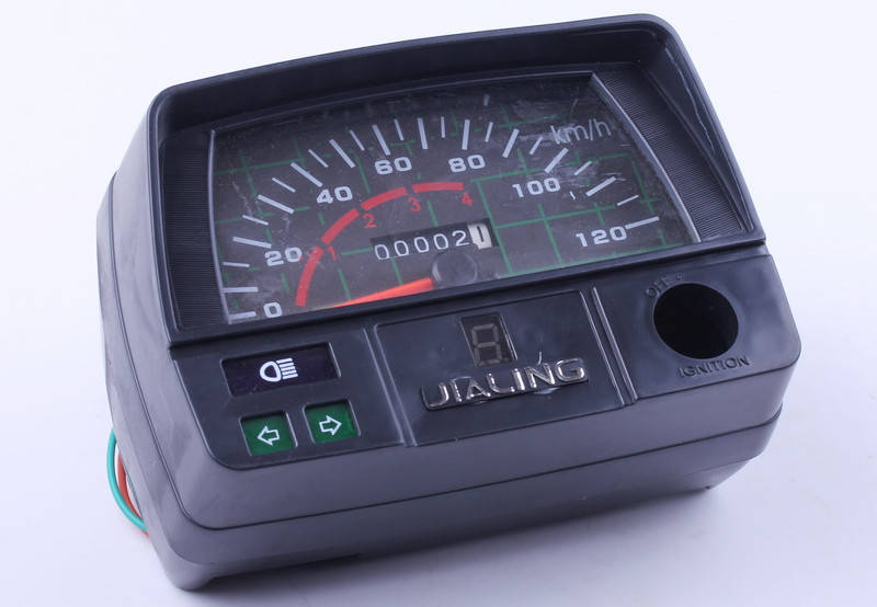 

Приборная панель 120 km/h — Дельта