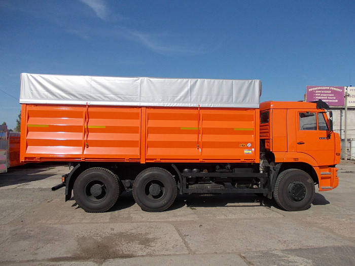 

Тент на "Камаз" зерновоз 3 * 7 м. Накидка из ПВХ ткани - Бельгия 650 г/м2.
