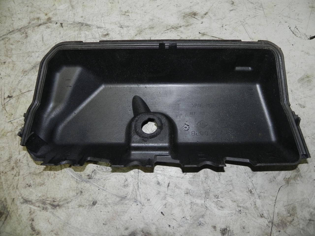 

Б/У КРЫШКА ДВИГАТЕЛЯ RENAULT MASTER II 8200397655