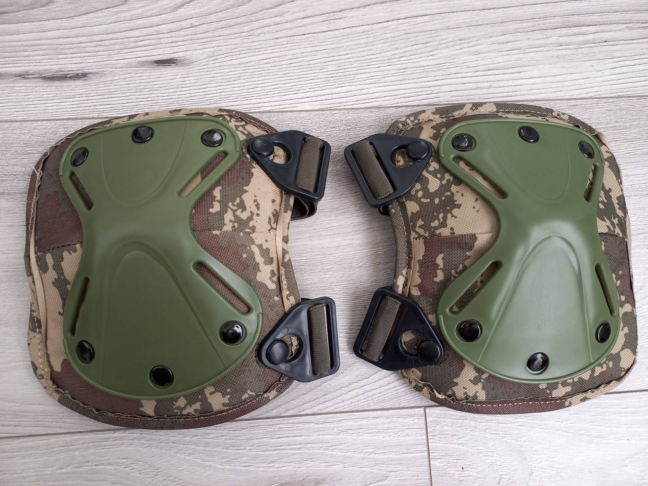 

Наколінники