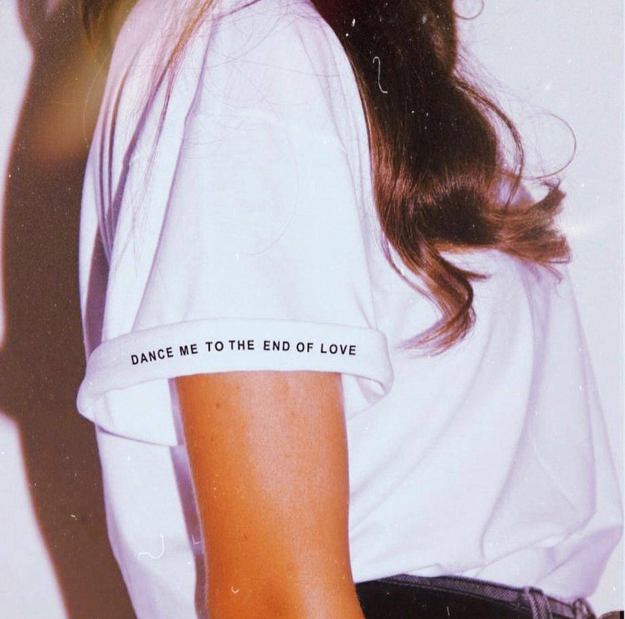 

Белая женская футболка с надписью, Белый