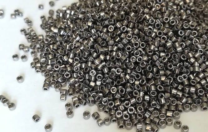 

Японський бісер Miyuki Delica 11/0 DB0021 - Nickel Plated