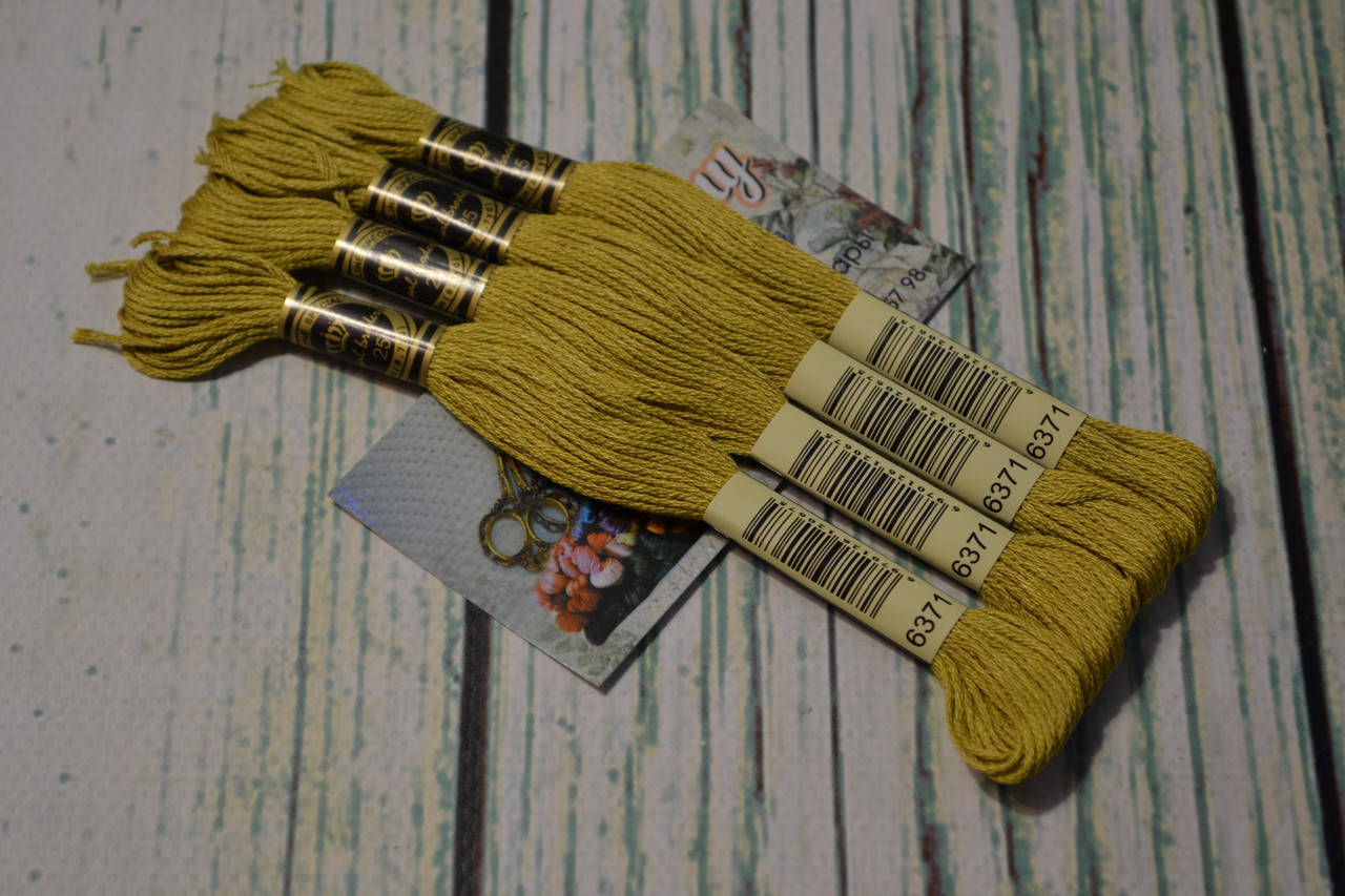 

Мулине Royal Broderie, цвет №371
