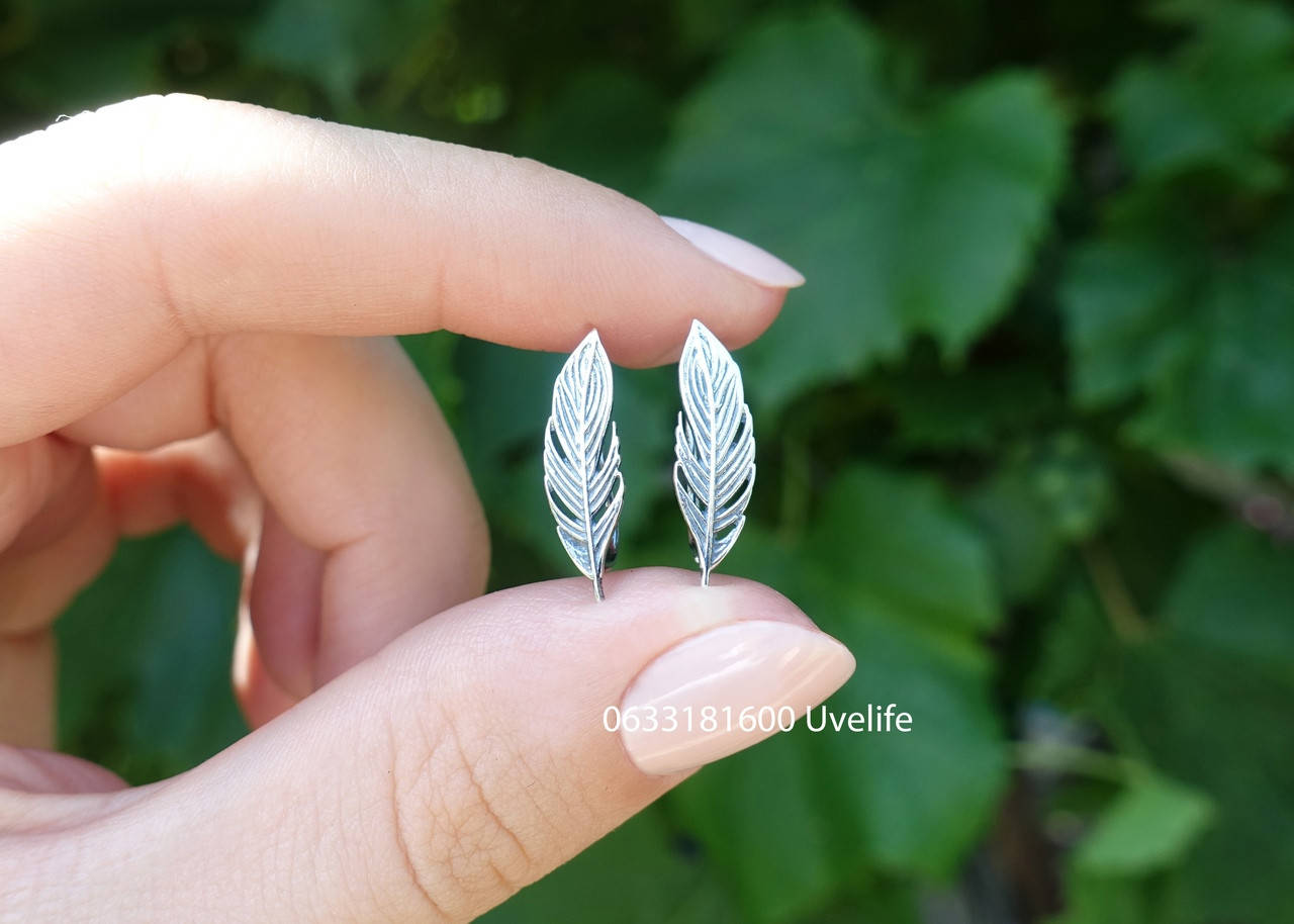 

Серебряные серьги Перышки