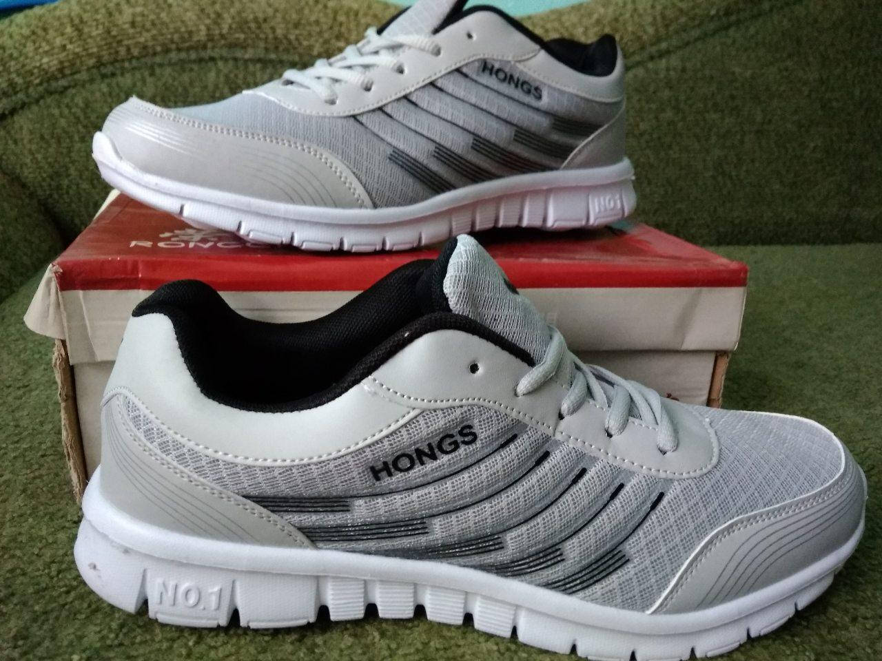 

Кроссовки Hongs , 42 -44 размер