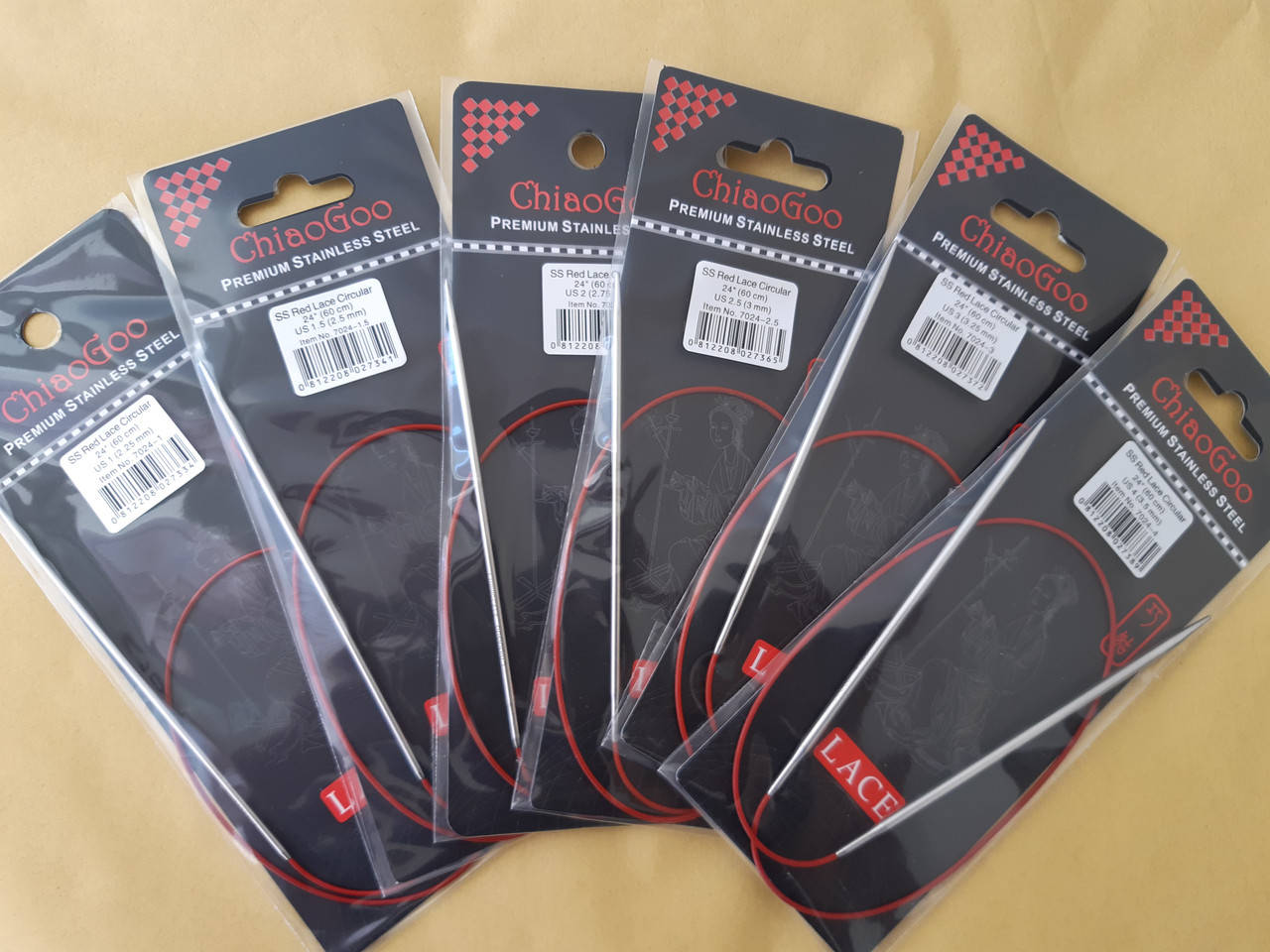 

Кругові металеві спиці 60см №2.75 ChiaoGoo RED LACE
