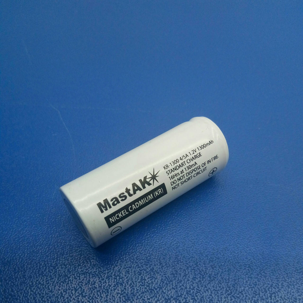 

Аккумулятор технический MastAK KR-1300 4/5A ( 1,2V 1,3Ah MH )