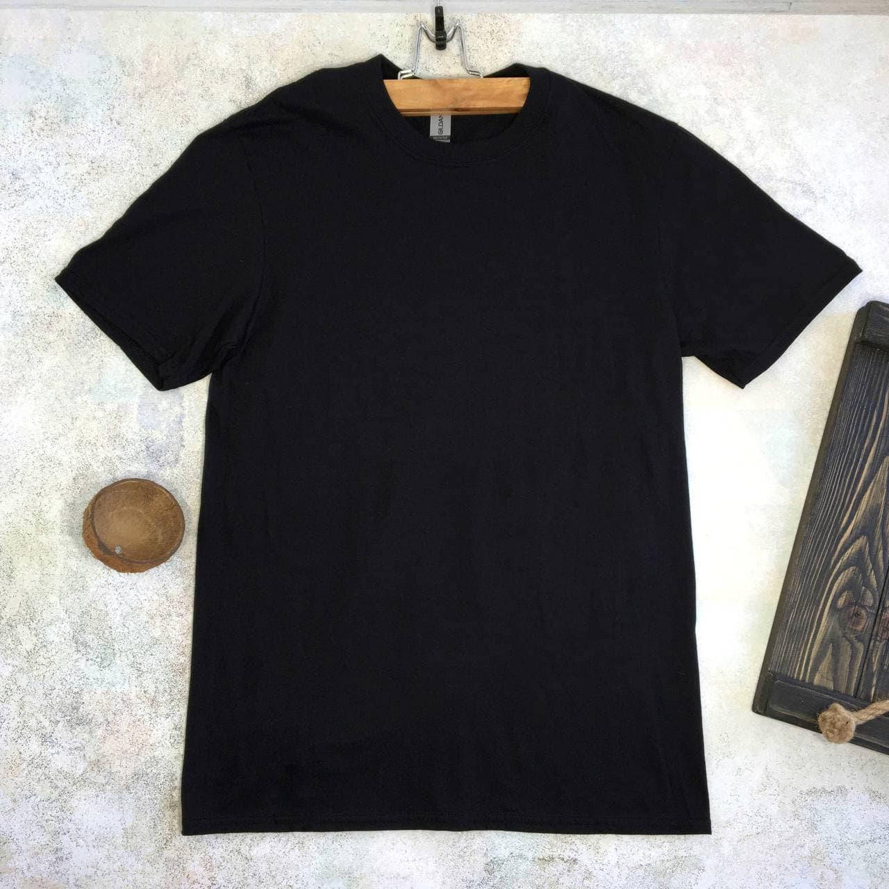 

Футболка Classic чорна